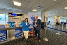 María Elena Orantes encabeza inauguración del vuelo Houston-Chiapas