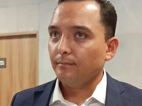 Mario Rendón rechaza vetos en Morena y arremete contra quienes amenazan con irse a otros partidos