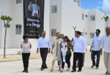 Presidenta Claudia Sheinbaum en entrega de 432 Viviendas para el Bienestar y liquidación de créditos impagables en Umán, Yucatán